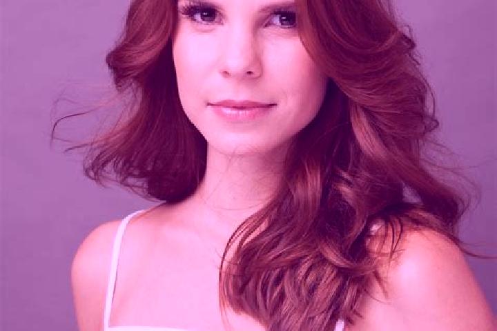Evelyn, 38 — Escort in Dionisio, Brazil
