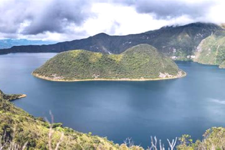 Evelyn, 38 — Escort in Panacocha, Ecuador