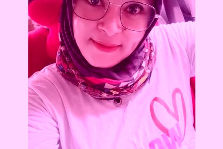 Evelyn, 38 — Escort in Peundeuy, Indonesia