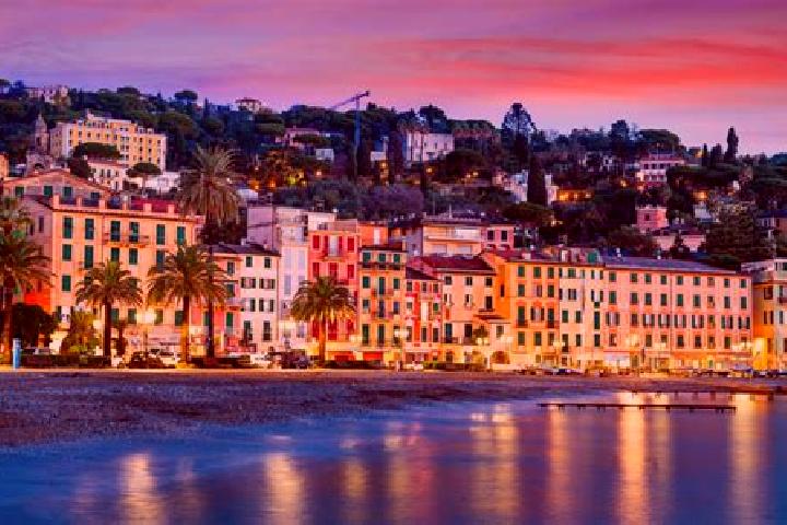 Evelyn, 38 — Escort in Porto Santa Margherita, Italy
