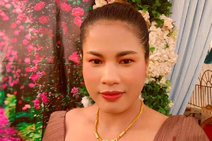 Evelyn, 38 — Escort in Takeo, Cambodia