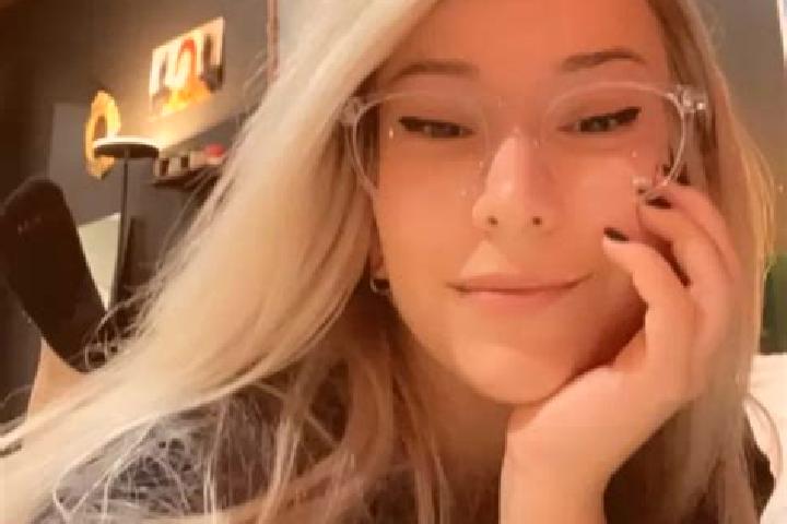 Evelyn, 39, a blonde grey-eyed mixed companion based in Ivdel . Offering OWO, Girlfriend Experience, GFE. Available for incall and outcall, day and evening d...