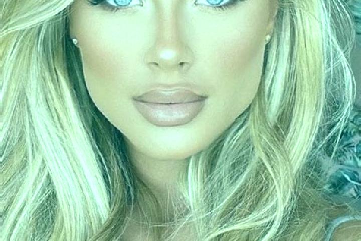 Evelyn, 39, a blonde hazel-eyed latina companion based in Zhorzhivka. Offering BDSM, Travel Companion, Overnight. Available for incall and outcall, day and e...