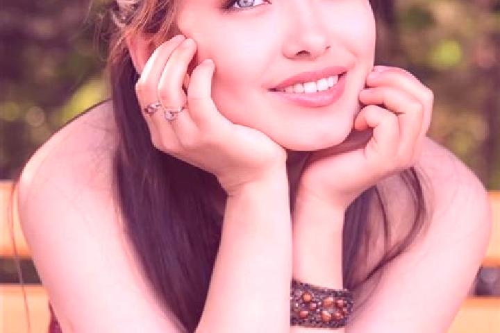 Evelyn, 39, a red blue-eyed asian companion based in Vorwerk. Offering GFE, Erotic Massage, BDSM. Available for incall and outcall, day and evening dates.