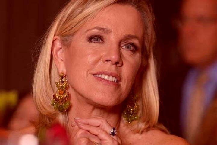 Evelyn, 39 — Escort in Bel-Nor, United States