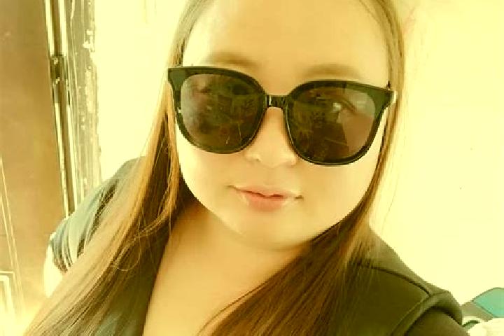 Evelyn, 39 — Escort in Bor-OEndoer, Mongolia