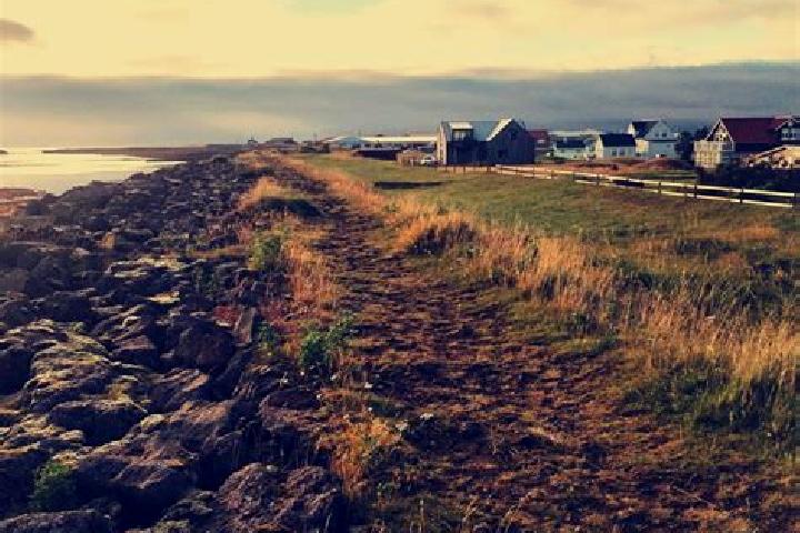 Evelyn, 39 — Escort in Eyrarbakki, Iceland