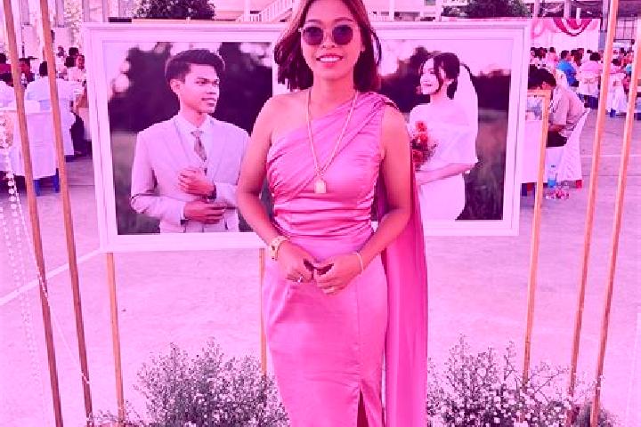 Evelyn, 39 — Escort in In Gyin Thay Taw, Myanmar