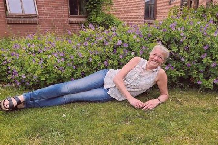 Evelyn, 39 — Escort in Olgod, Denmark