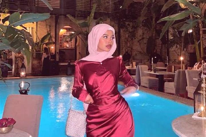 Evelyn, 39 — Escort in Remas, Albania