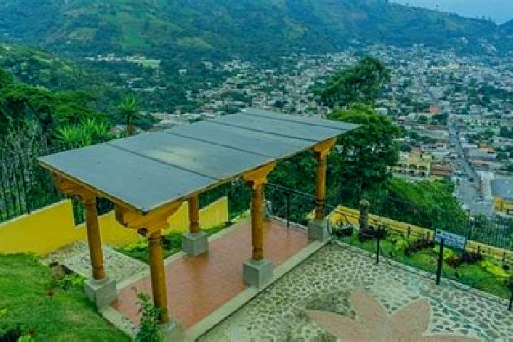 Evelyn, 39 — Escort in Santa Catarina Barahona, Guatemala