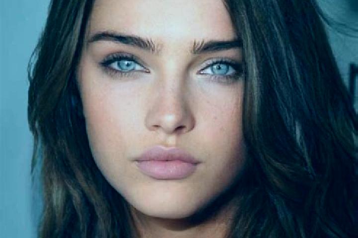 Grace, 20, a brunette grey-eyed caucasian companion based in Westonzoyland. Offering Overnight, Massage, OWO, Deep French Kissing. Available for incall and o...