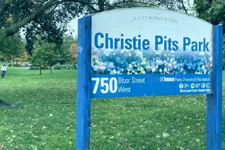 Grace, 20 — Escort in Christie Park, Canada