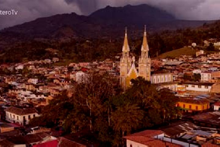 Grace, 20 — Escort in Guaca, Colombia