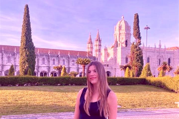 Grace, 20 — Escort in Lobao, Portugal