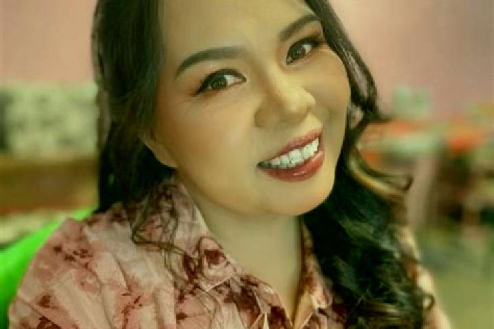 Grace, 20 — Escort in Pingkan, China