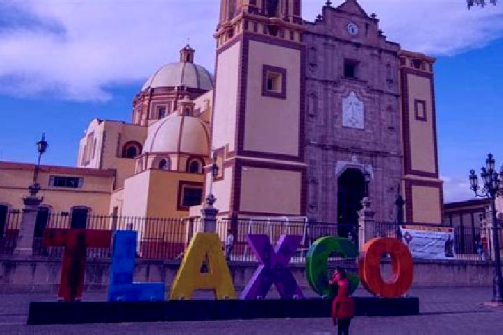 Grace, 20 — Escort in Tlaxco (Santiago Tlaxco), Mexico