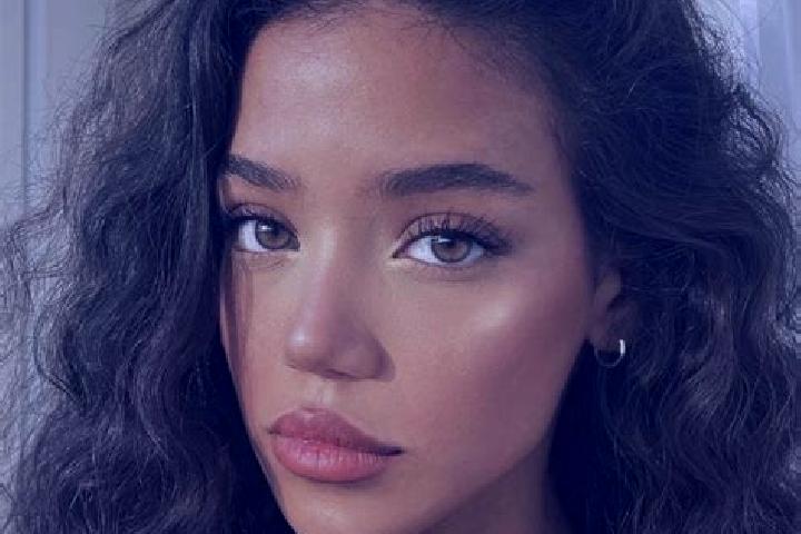 Grace, 21, a black brown-eyed middle eastern companion based in Barwah. Offering A-Level, Deep French Kissing, Duos. Available for incall and outcall, day an...