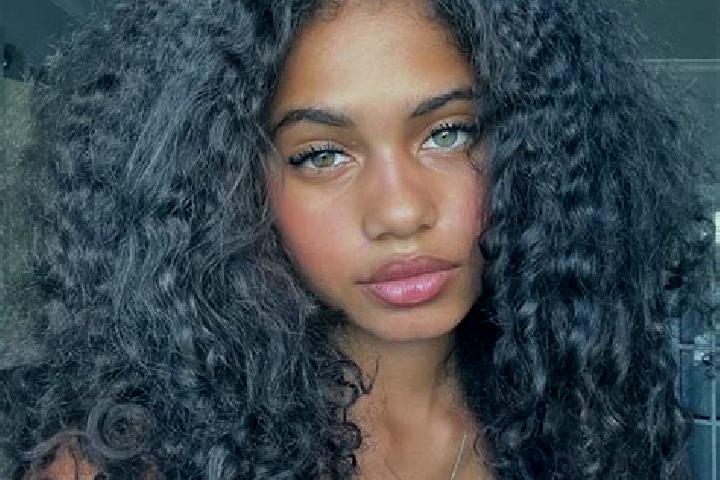 Grace, 21, a black grey-eyed ebony companion based in Gaoshanzi. Offering A-Level, Domination, Overnight, 69. Available for incall and outcall, day and eveni...