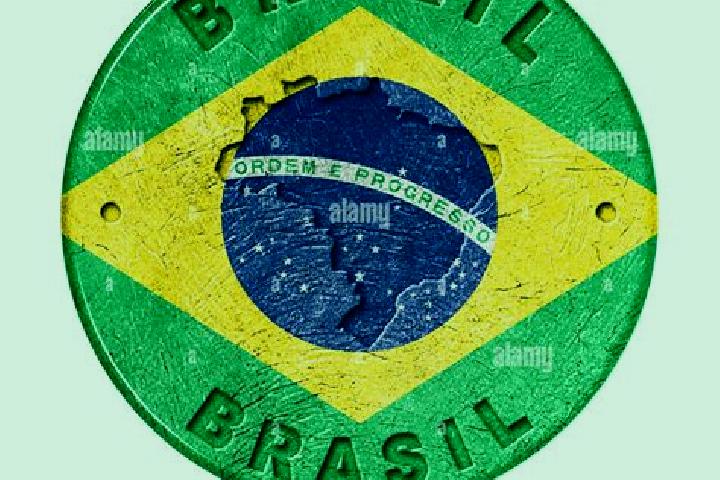 Grace, 21 — Escort in Campanario, Brazil