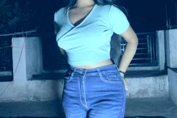Grace, 21 — Escort in Neb Sarai, India