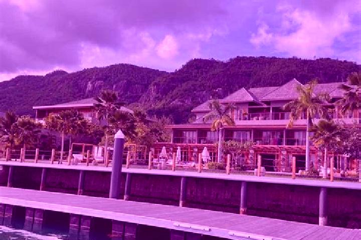 Grace, 21 — Escort in Roche Caiman, Seychelles