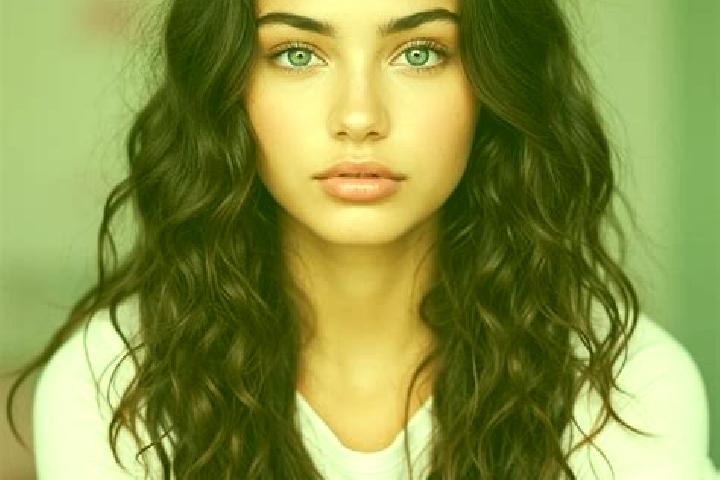 Grace, 22, a auburn amber-eyed mediterranean companion based in Lake Success. Offering Prostate Massage, Party Girl. Available for incall and outcall, overni...