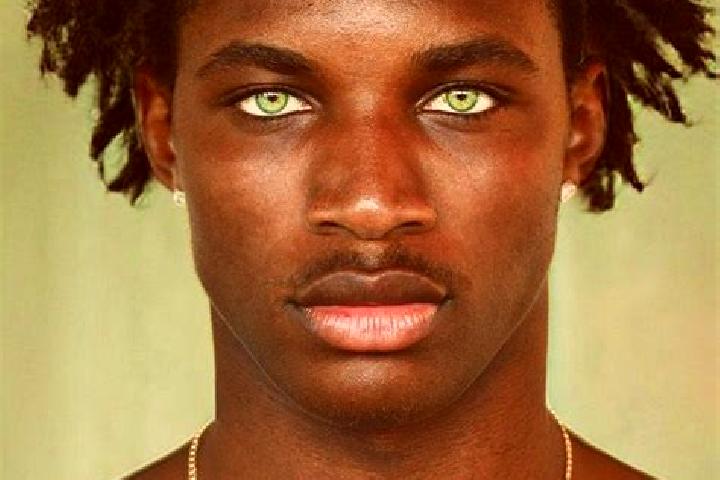 Grace, 22, a black green-eyed middle eastern companion based in Mucientes. Offering Domination, Couples, Massage, Roleplay. Available for incall and outcall,...