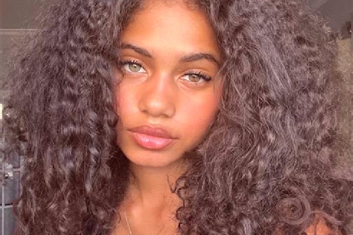 Grace, 22, a black grey-eyed ebony companion based in Longsha. Offering Prostate Massage, GFE, 69. Available for incall and outcall, day and evening dates.