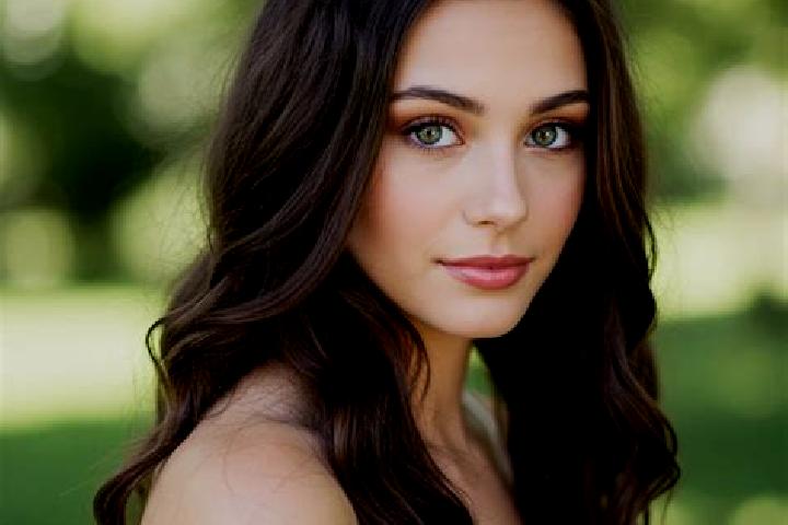 Grace, 22, a brunette hazel-eyed mediterranean companion based in Friemar. Offering OWO, Fetish, Travel Companion. Available for incall and outcall, day and ...