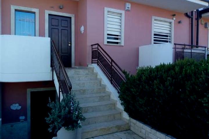 Grace, 22 — Escort in Bitritto, Italy