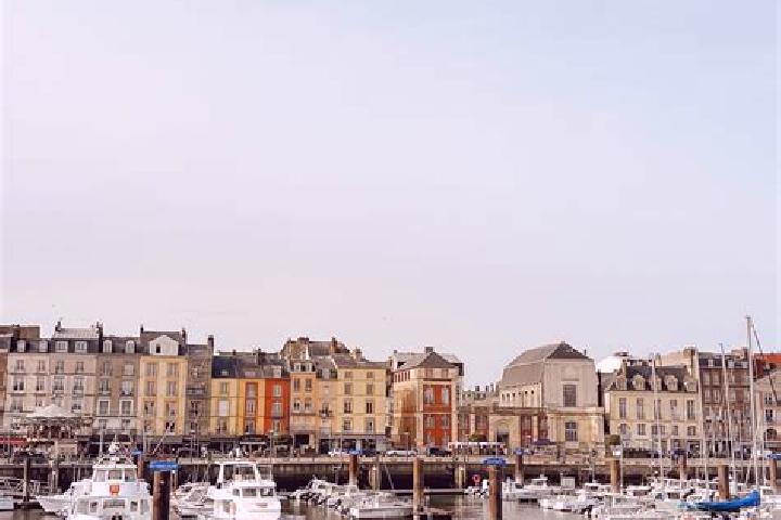 Grace, 22 — Escort in Dieppe, France