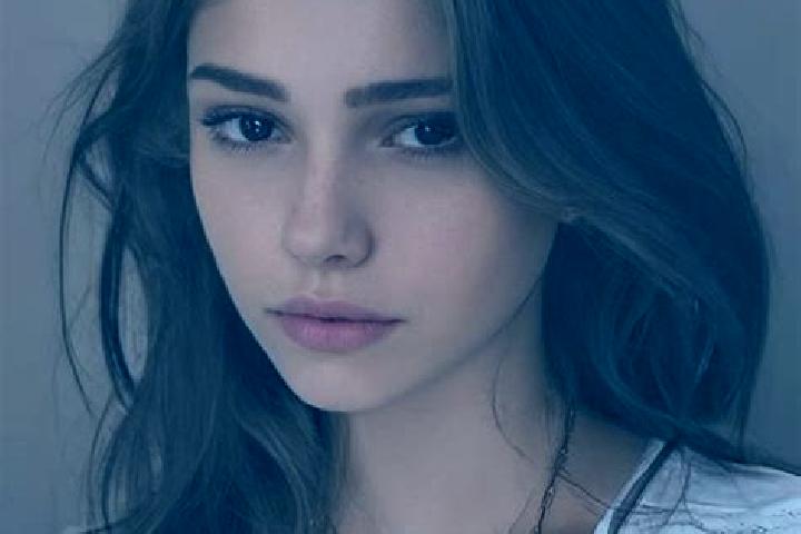 Grace, 23, a chestnut grey-eyed slavic companion based in Aramango. Offering Duos, OWO, Travel Companion, Overnight, Dinner Date. Available for incall and ou...