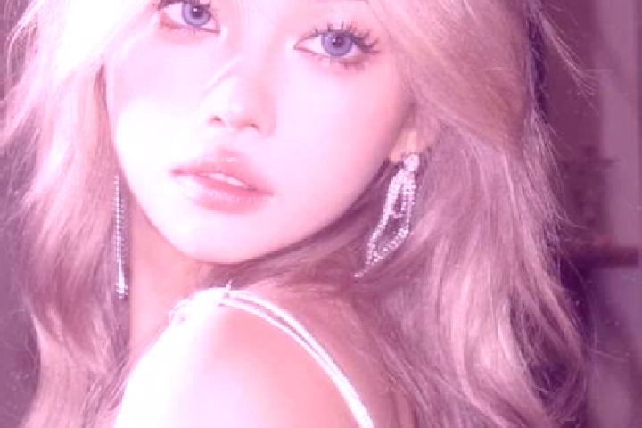 Grace, 23, a platinum blonde hazel-eyed mixed companion based in Luorong. Offering CIM, Roleplay, A-Level. Available for incall and outcall, day and evening ...