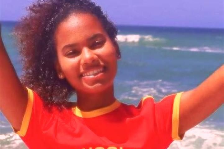 Grace, 23 — Escort in Moma, Angola