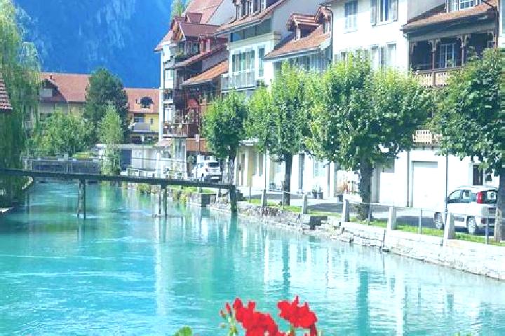 Grace, 23 — Escort in Sins, Switzerland