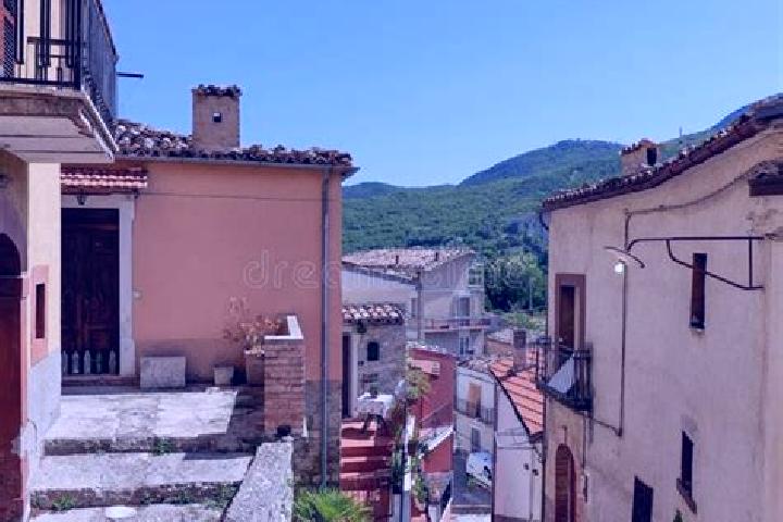 Grace, 23 — Escort in Villa Santa Maria, Italy