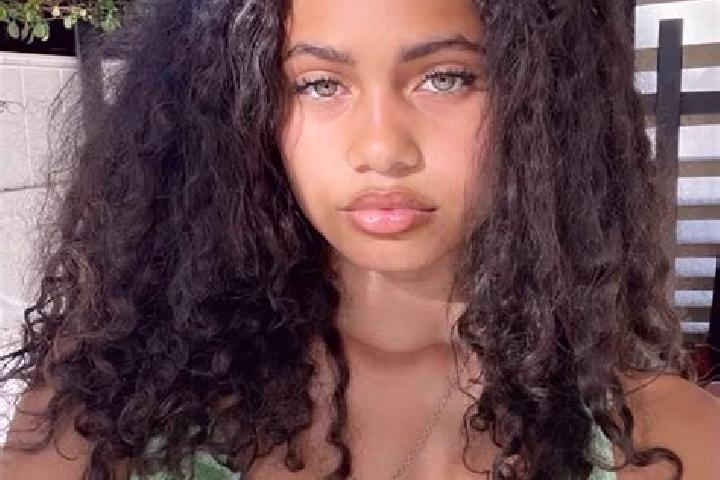 Grace, 24, a black green-eyed mixed companion based in Kampung Minyak Beku. Offering BDSM, Dinner Date, Domination, Roleplay. Available for incall and outcal...