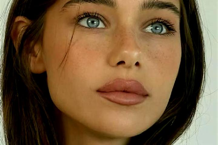 Grace, 24, a brunette brown-eyed ebony companion based in Bu ayna-Nujaydat. Offering Overnight, Couples, Massage, Roleplay, A-Level. Available for incall and...