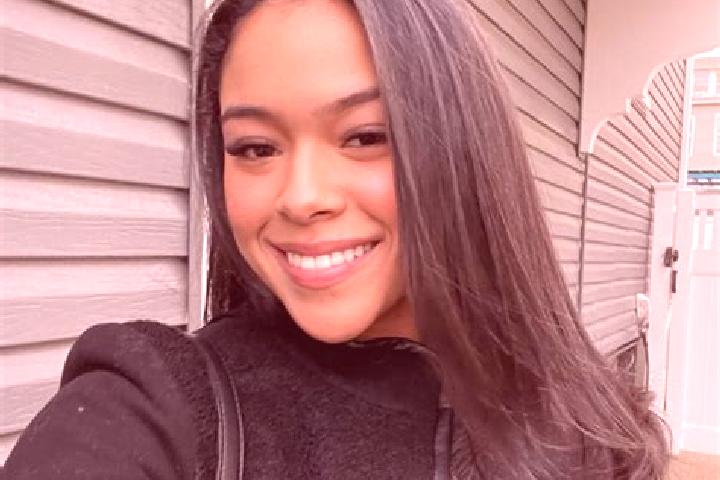 Grace, 24 — Escort in Huntley, United States