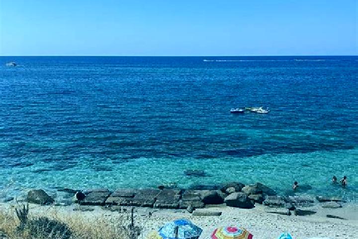 Grace, 24 — Escort in Santa Domenica Vittoria, Italy