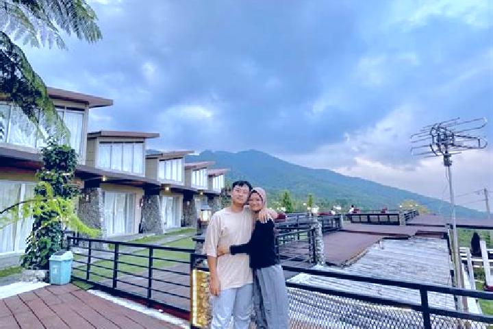 Grace, 24 — Escort in Sidomulyo, Indonesia