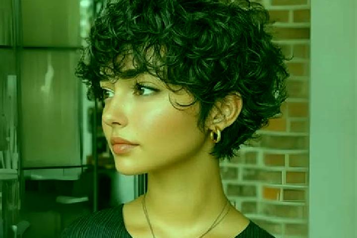 Grace, 25, a black amber-eyed latina companion based in Rizo de Oro. Offering Deep French Kissing, Tantra, CIM, BDSM. Available for incall and outcall, overn...