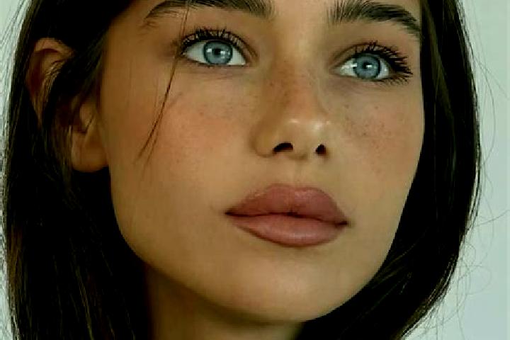 Grace, 25, a brunette brown-eyed slavic companion based in Yoshikawa. Offering Travel Companion, BDSM, Massage, Tantra. Available for incall and outcall, ove...