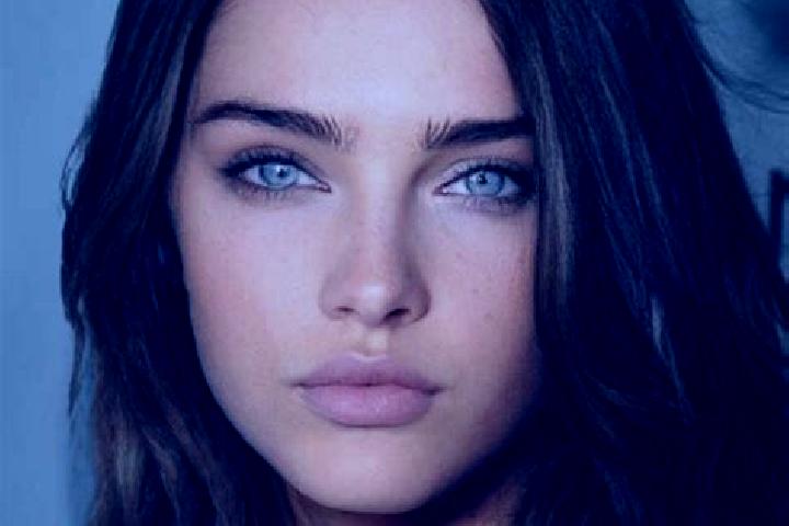 Grace, 25, a brunette green-eyed mixed companion based in Vorona. Offering Prostate Massage, Couples, BDSM, CIM. Available for incall and outcall, day and ev...