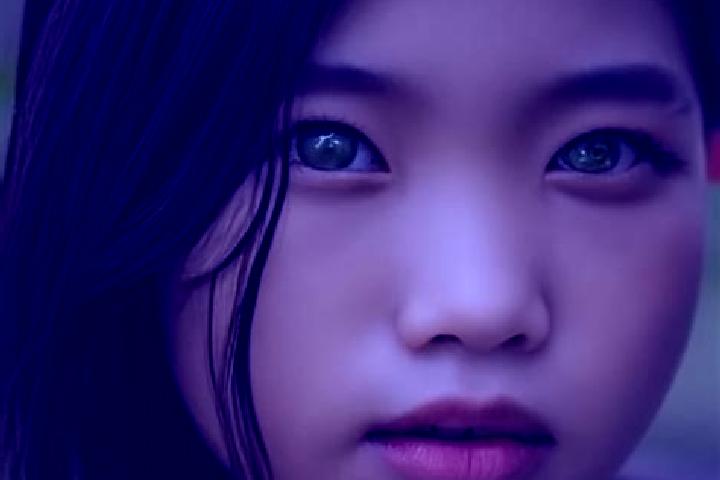 Grace, 25, a red green-eyed asian companion based in Bilgola Plateau. Offering Deep French Kissing, Tantra, Couples. Available for incall and outcall, day an...