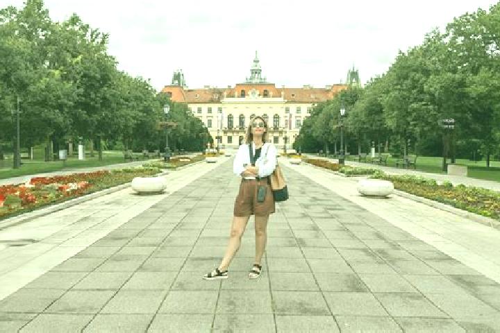 Grace, 25 — Escort in Nikolinci, Serbia