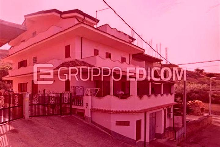 Grace, 25 — Escort in Pellaro, Italy