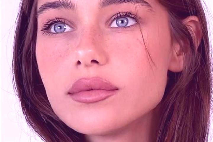 Grace, 26, a brunette brown-eyed european companion based in Erustes. Offering Couples, Prostate Massage. Available for incall and outcall, day and evening d...