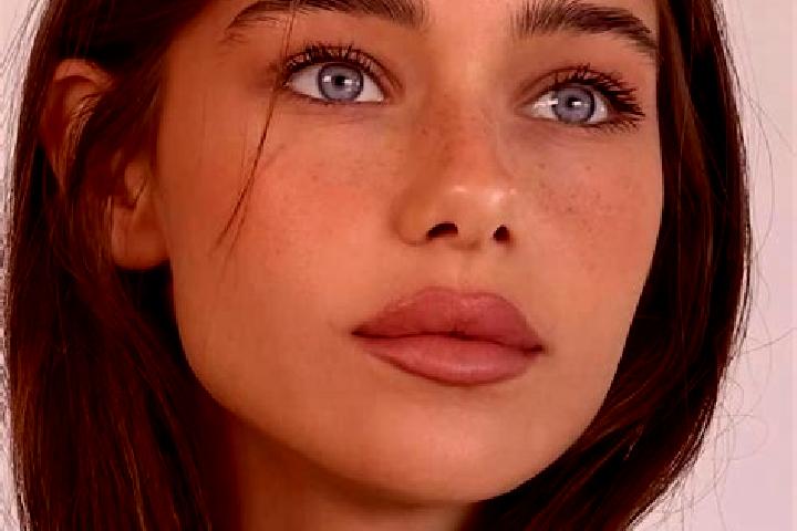 Grace, 26, a brunette brown-eyed european companion based in Prundeni. Offering Roleplay, Erotic Massage, OWO, Deep French Kissing. Available for incall and ...